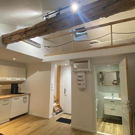 La Chrysalide Apartment La Crau Luaran gambar