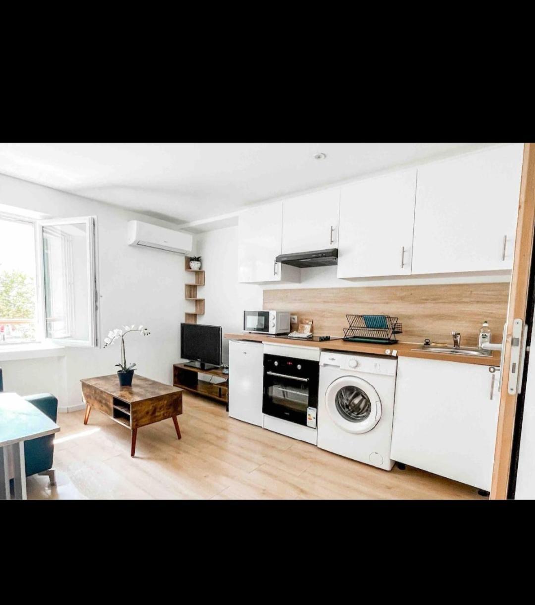 La Chrysalide Apartment La Crau Bilik gambar